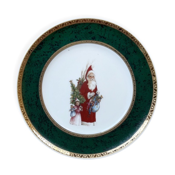 Set of 6 Christmas Santa Claus Appetizer Dessert Dishes w/24k Gold Trim, 6” - Picture 7 of 8